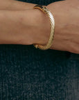 Isabella Bangle