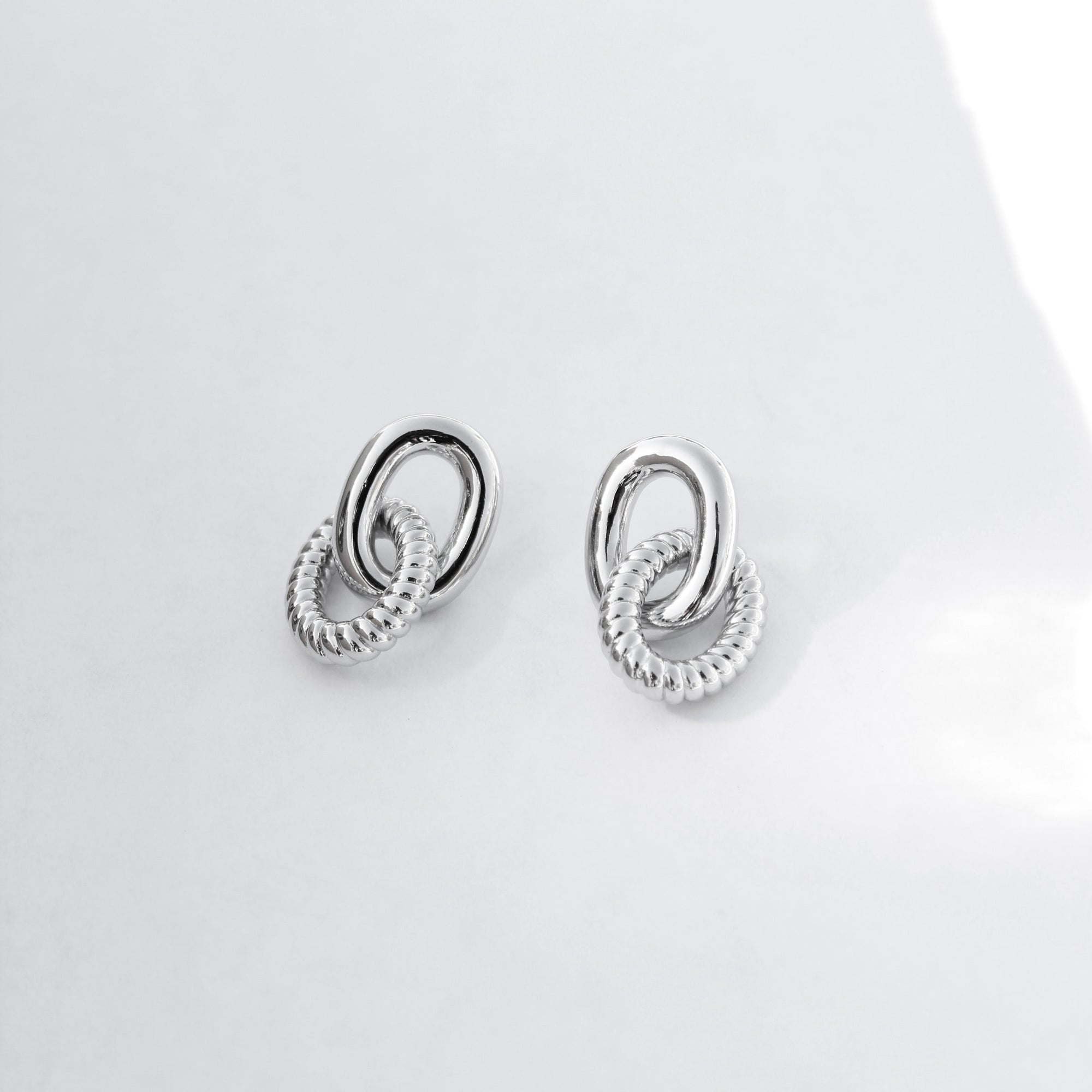 Zoe Link Earrings Earrings Mod + Jo
