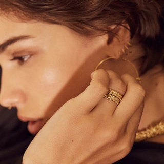 Beluga Ring