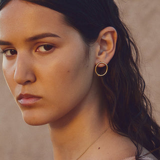 Victoire Stud Earrings