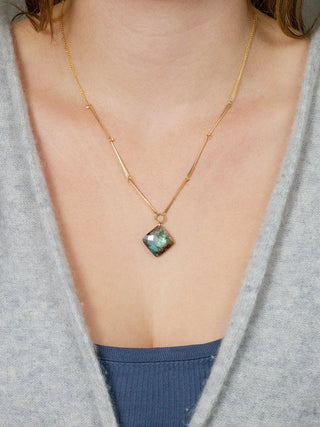 Vida Necklace | Green Quartz