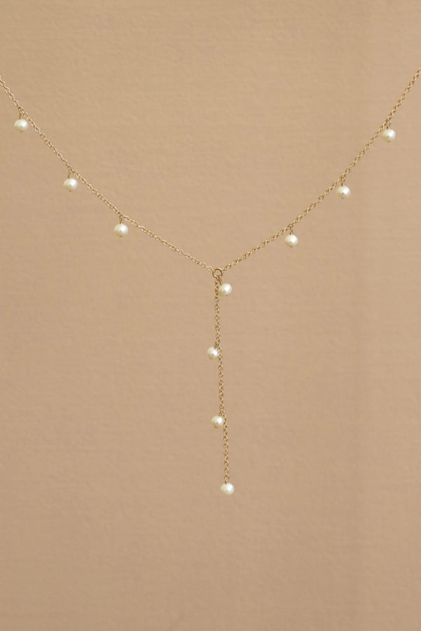 Ellie Pearl Drop Necklace
