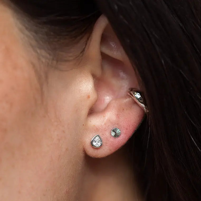 Delta Fluted Studs | Silver