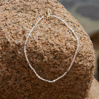 Oia Choker