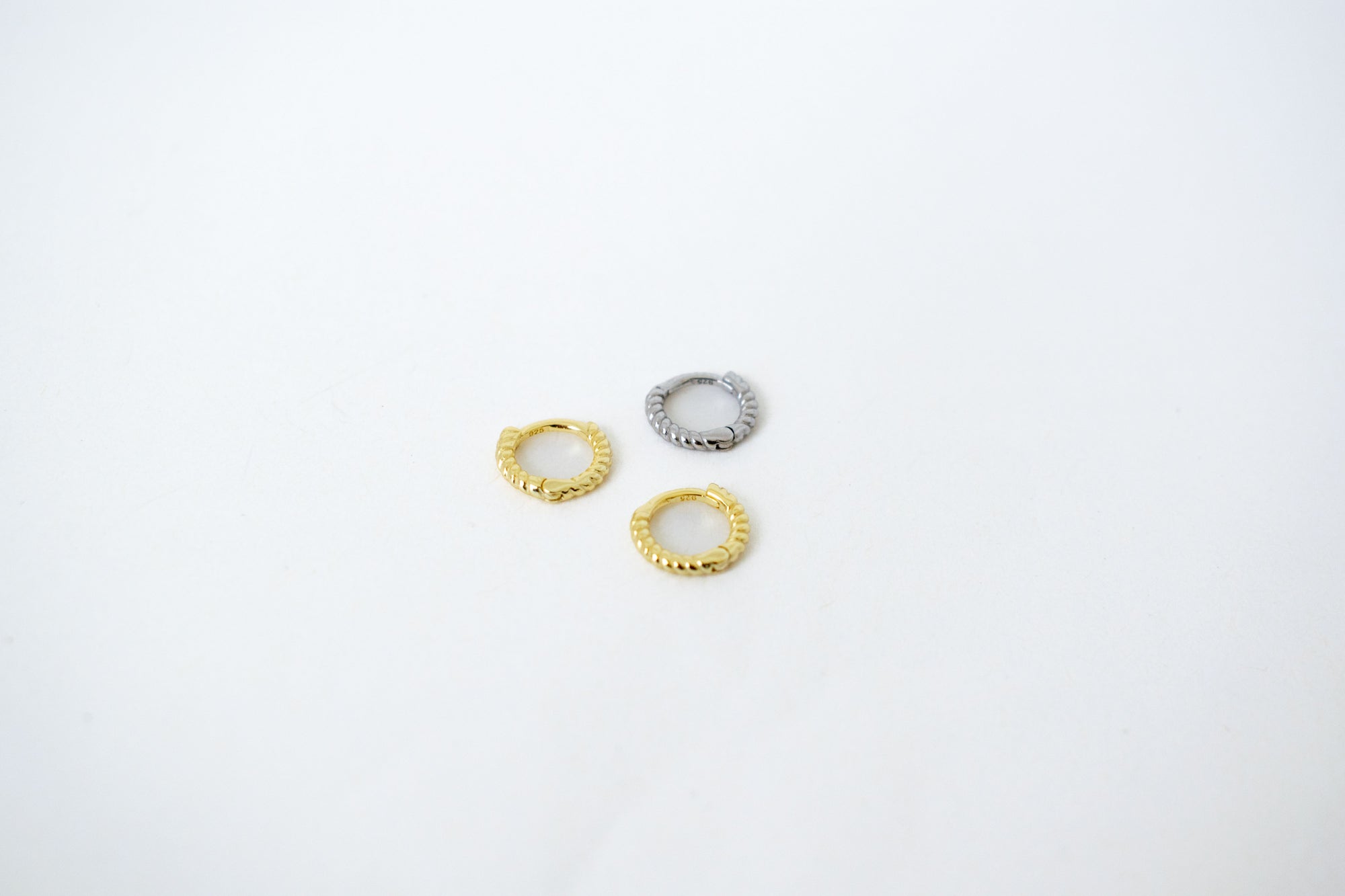 Tiny Rope Huggie Hoop | Single Earrings P&K   