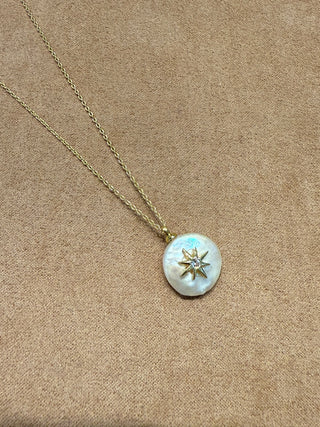Button Pearl Star Inlay Necklace