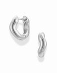 Sloan Wavy Huggies | Silver
