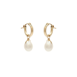 Amelia Hoops | Pearl Earrings Leah Alexandra   