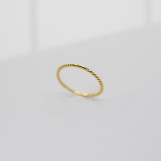 Thin Twisted Ring Rings P&K Yellow gold 6 