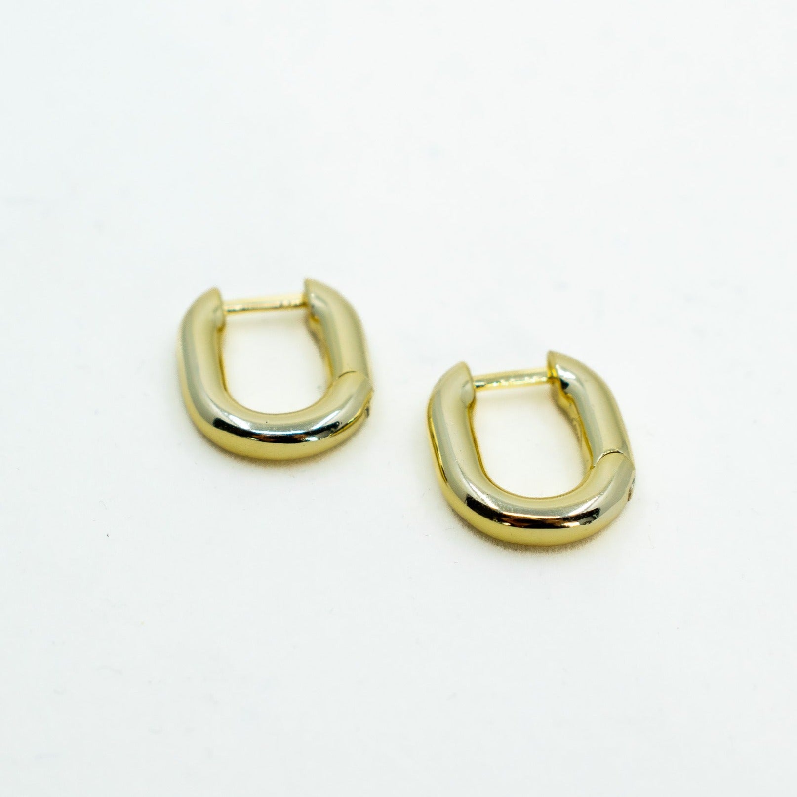 Mini Lea Link Huggies Earrings P&K Yellow Gold  