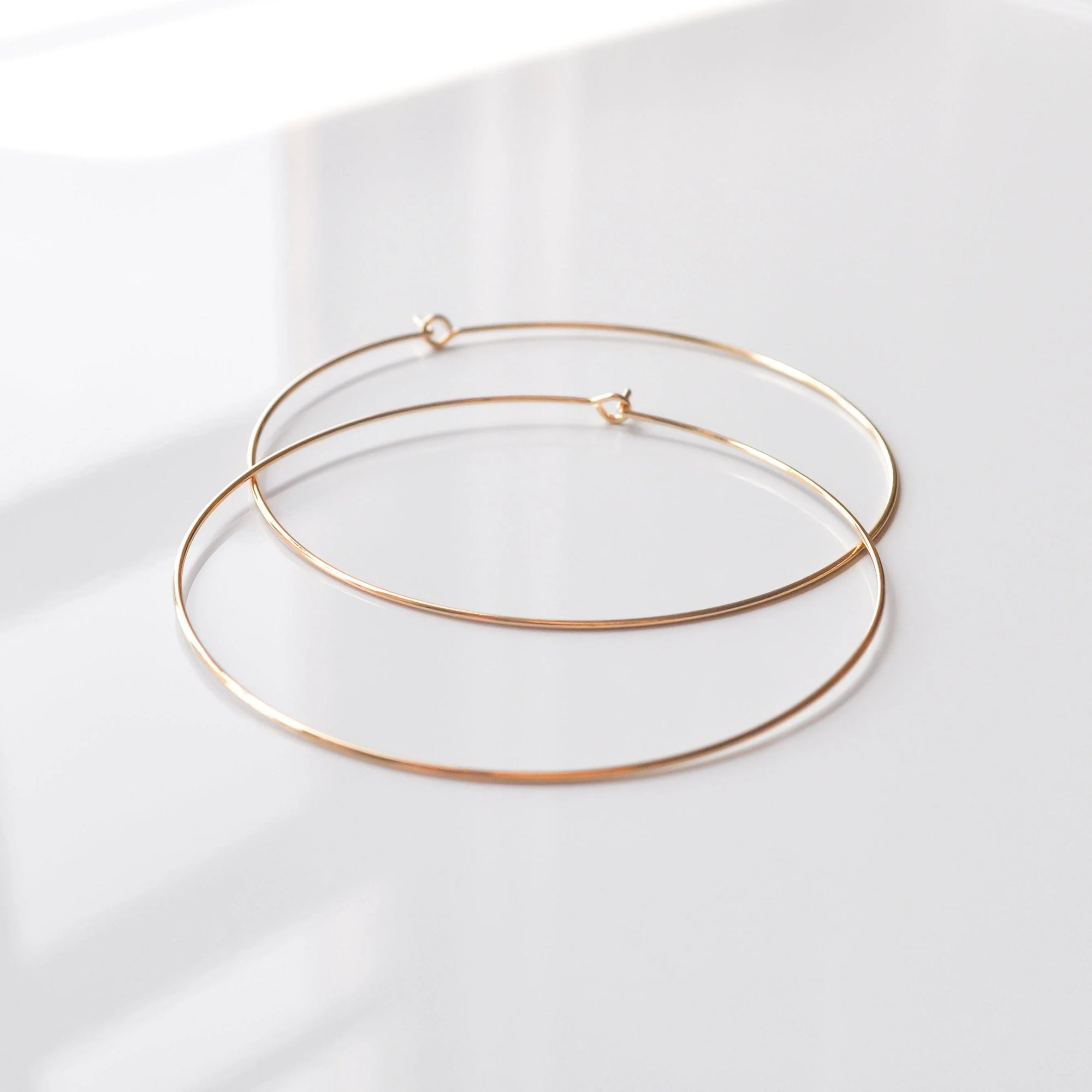 Petite Lola Hoop Earrings Earrings THATCH Gold  