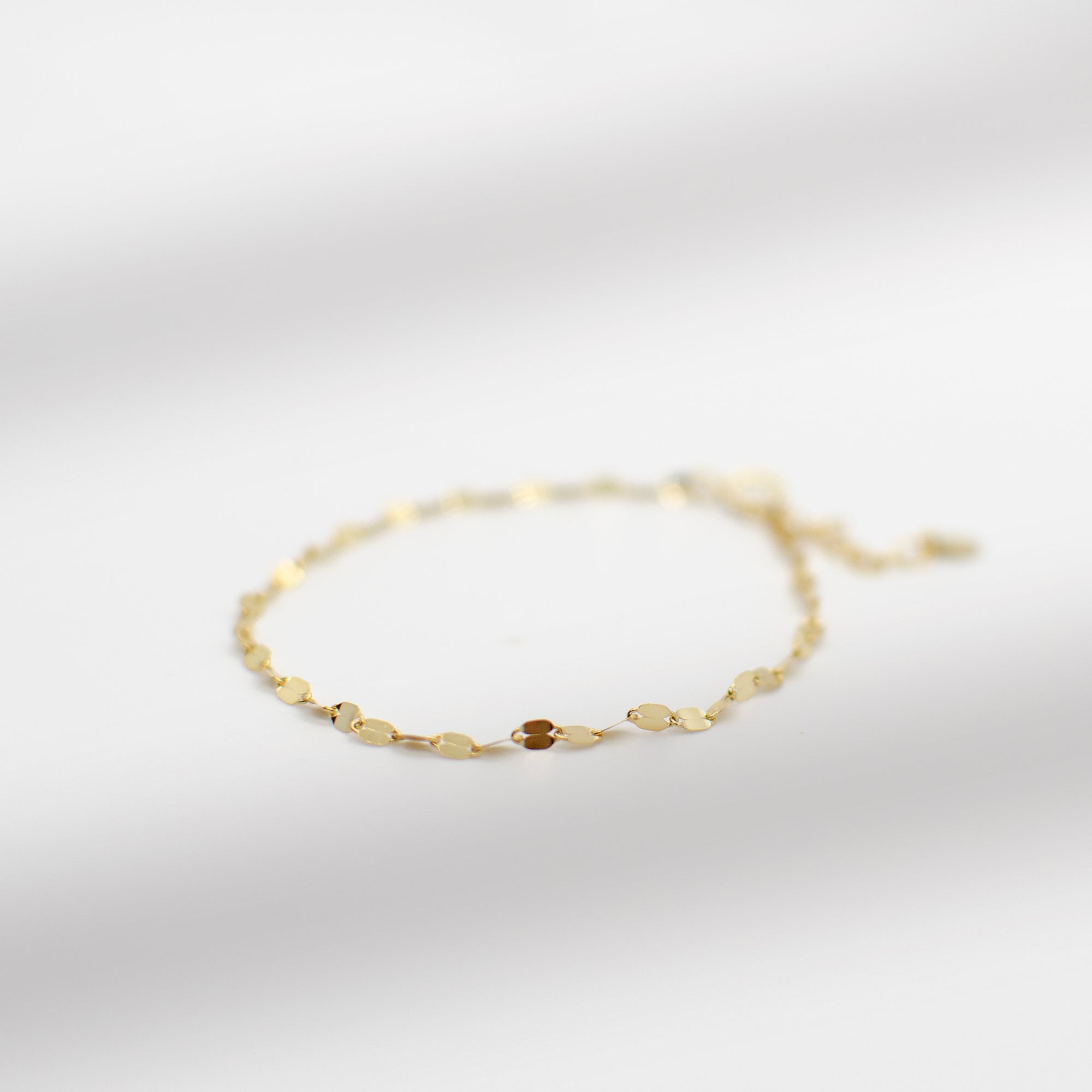 Shimmer Coin Bracelet Bracelets P&K Yellow gold  