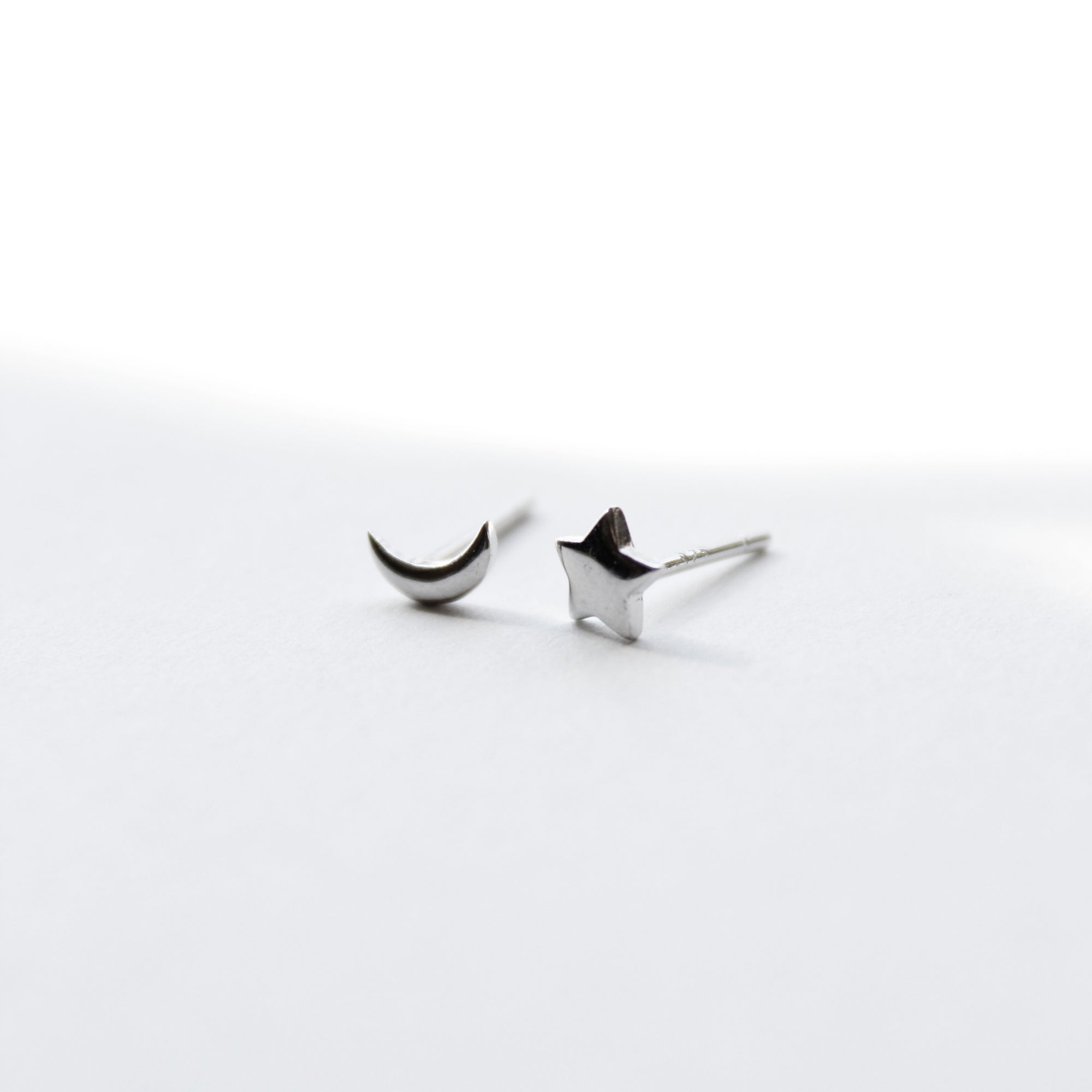 Tiny Moon and Star Stud Earrings Earrings P&K   