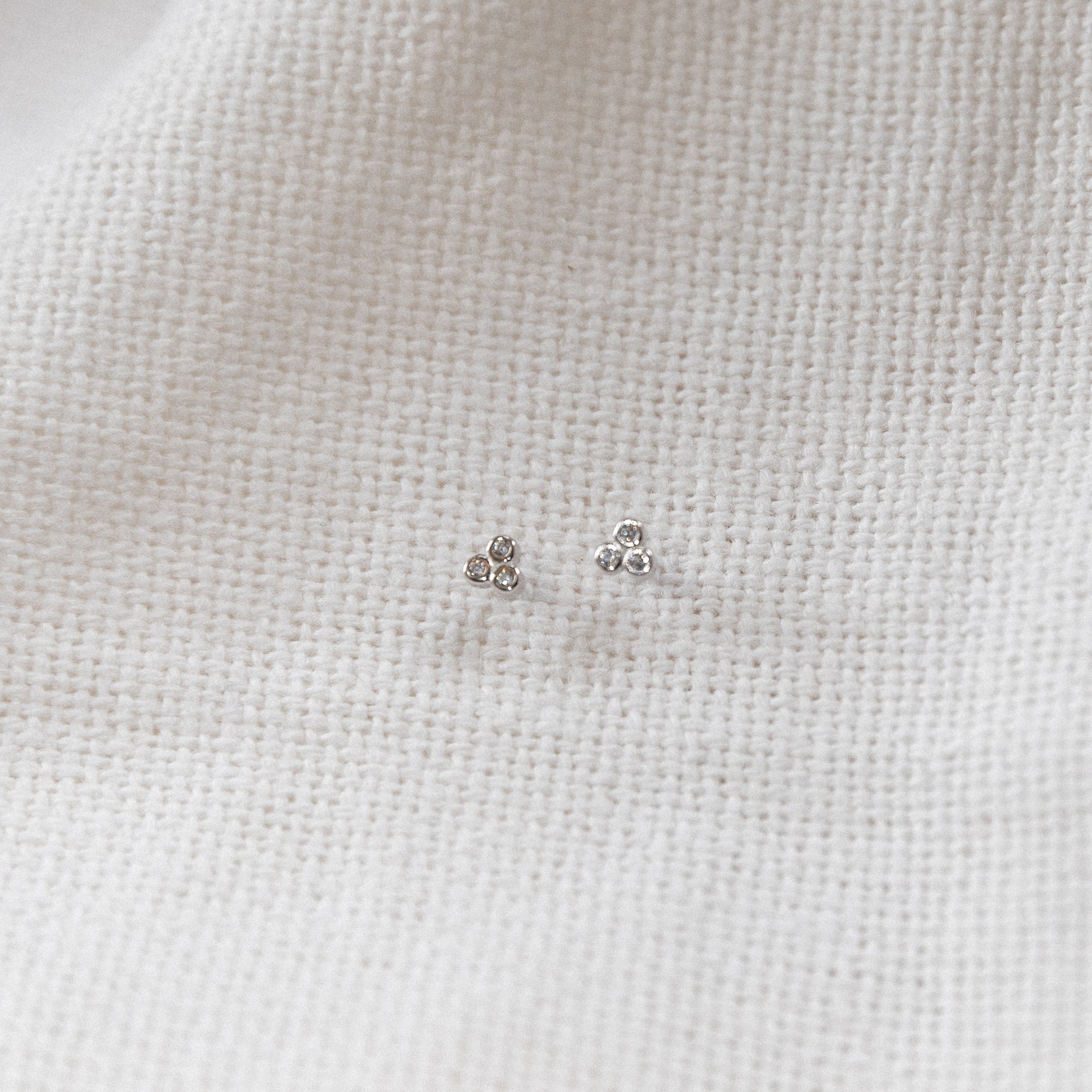 Triple Bezel Studs Earrings P&K Silver/White  