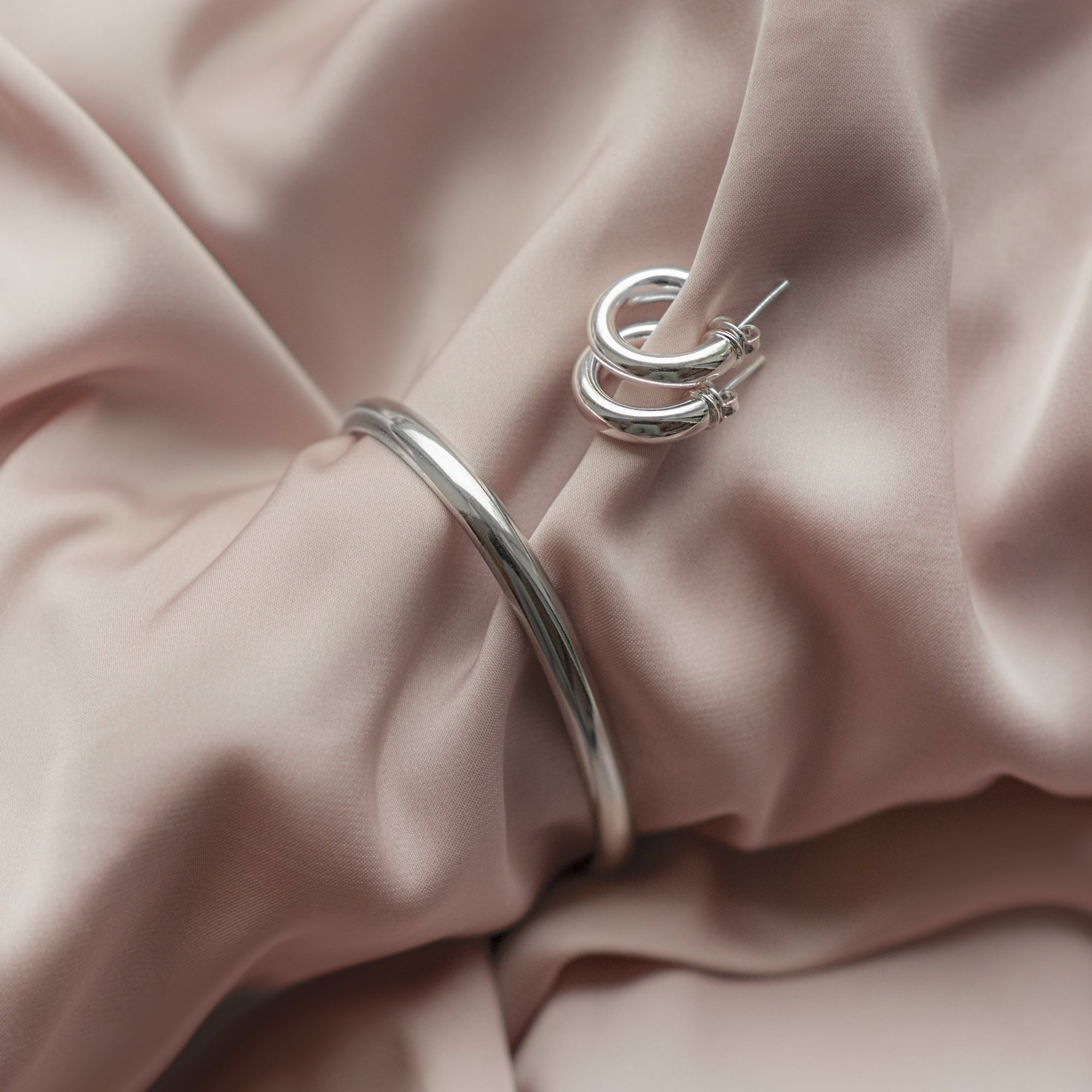 Classic Tube Hoops | X-Small Earrings P&K   