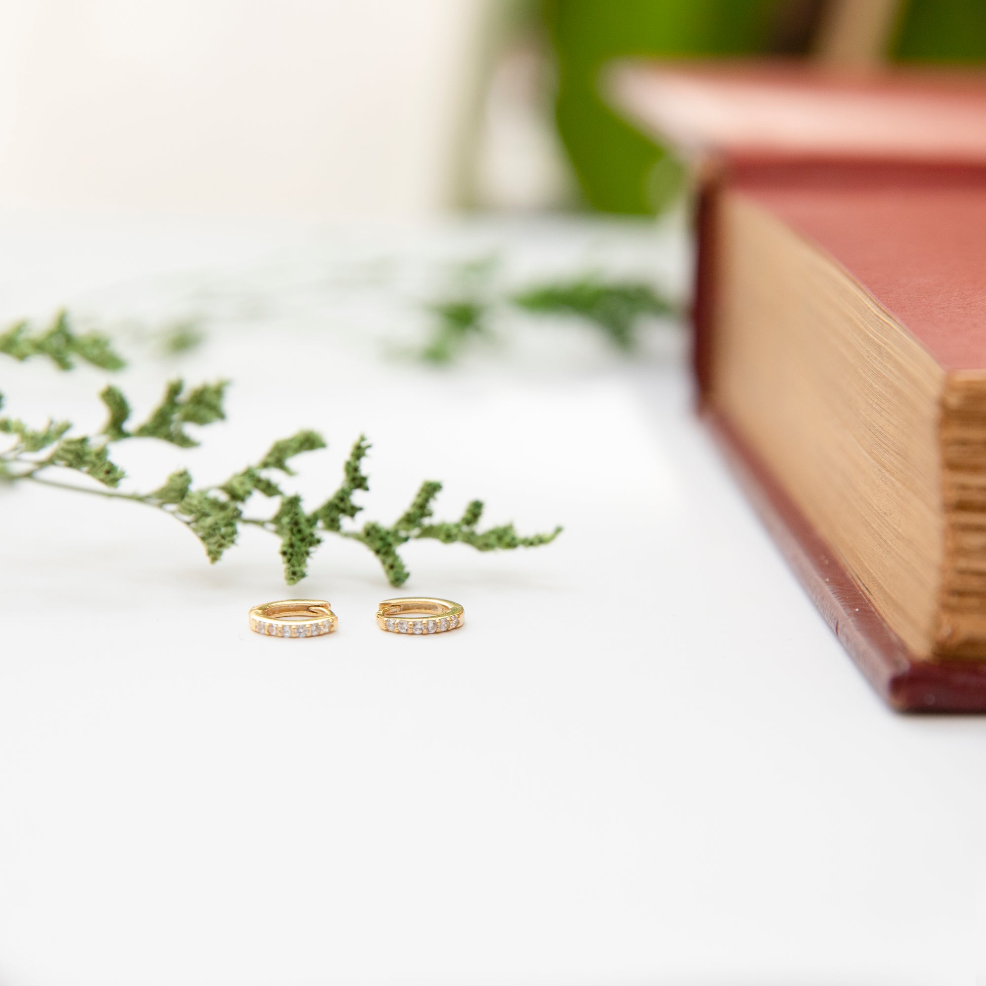 Lani Huggie Hoop Earring | Single Earrings P&amp;K   
